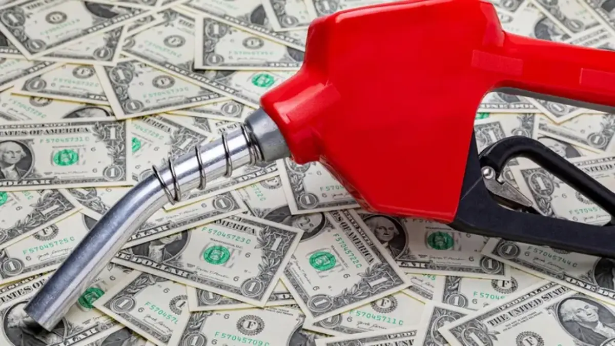 اصلاح قیمت بنزین و پیامدهای ارزی