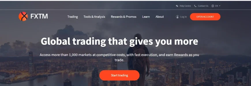نمای صفحه اصلی وب&zwnj;سایت بروکر بین&zwnj;المللی فارکس تایم (FXTM)؛ پلتفرم معاملاتی با دسترسی به بیش از ۱۰۰۰ بازار مالی.